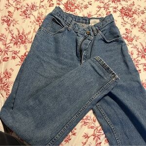 Classic High-Rise Women's Blue Mom Jeans